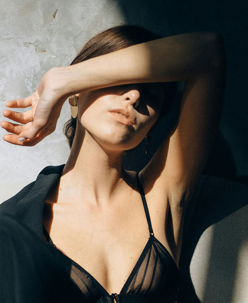 Mi Redmi 13 5G / 4G | Genuine Leather | Designer Button | Inbuilt Pockets & Stand | Flip Cover for Redmi 13 5G / 4G /MI 13 C - Image 4