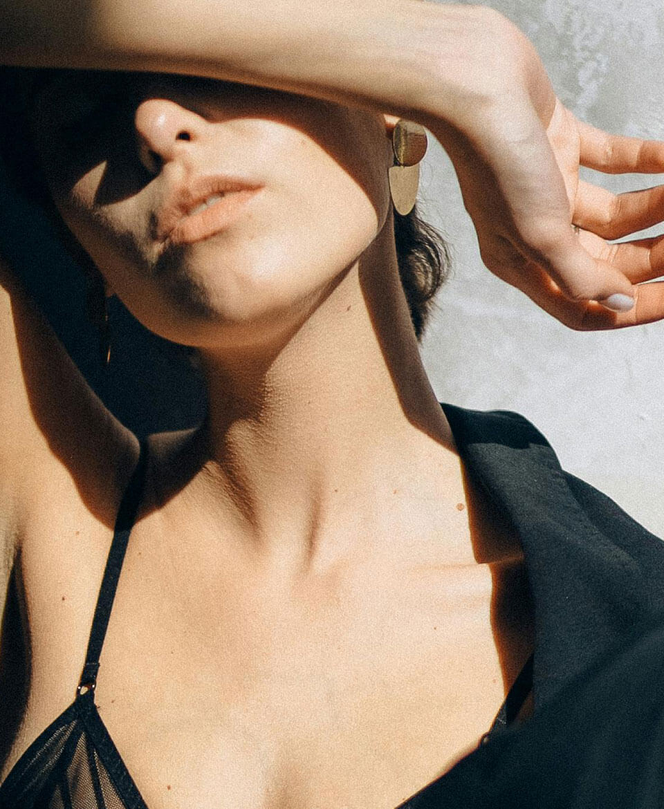 Mi Redmi 13 5G / 4G | Genuine Leather | Designer Button | Inbuilt Pockets & Stand | Flip Cover for Redmi 13 5G / 4G /MI 13 C - Image 2